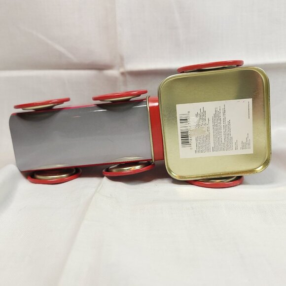 Pair of Vintage Coca-Cola Tin Train Engines - Picture 8 of 15